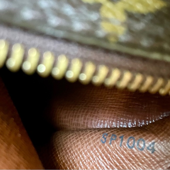 Louis Vuitton Vintage Monogram Canvas Papillon 30 Satchel - Picture 11 of 14